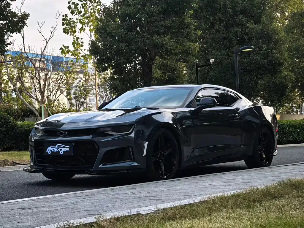 Chevrolet Camaro 2019 — фото 1