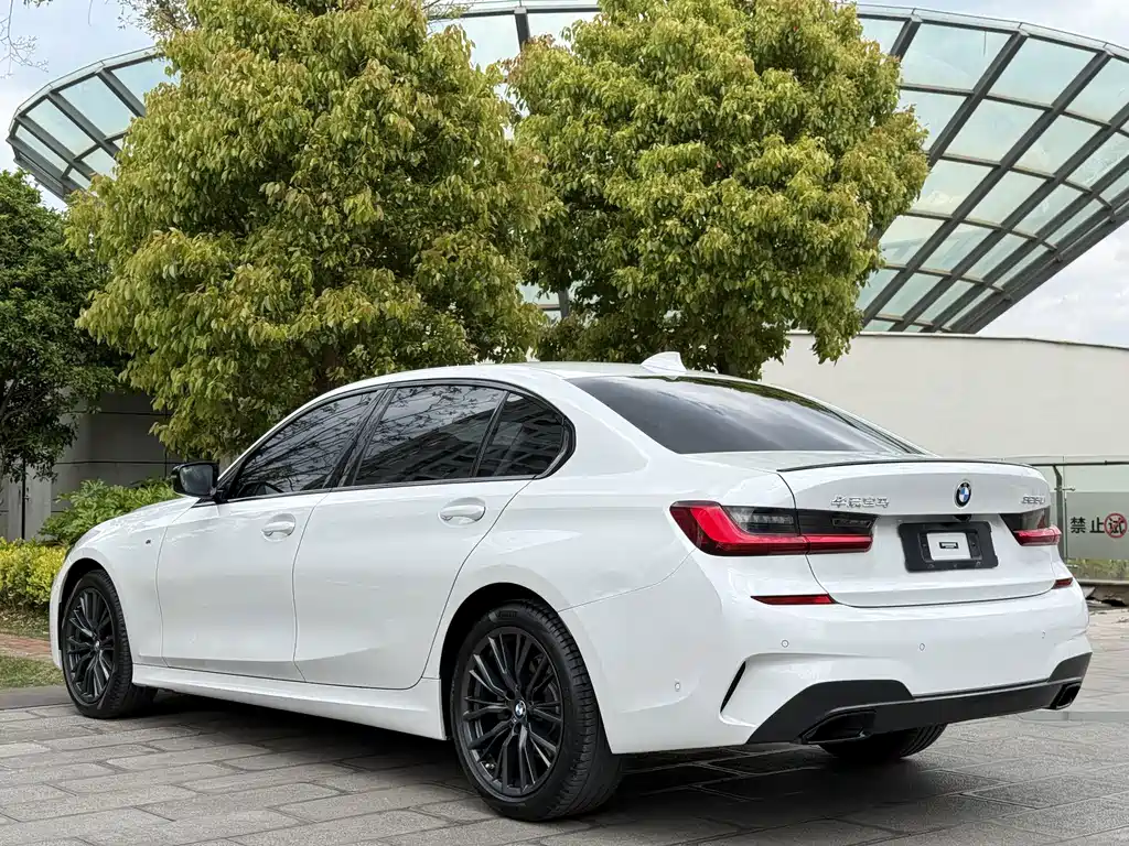 BMW 3 Series 2022