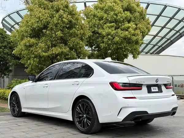 BMW 3 Series 2022
