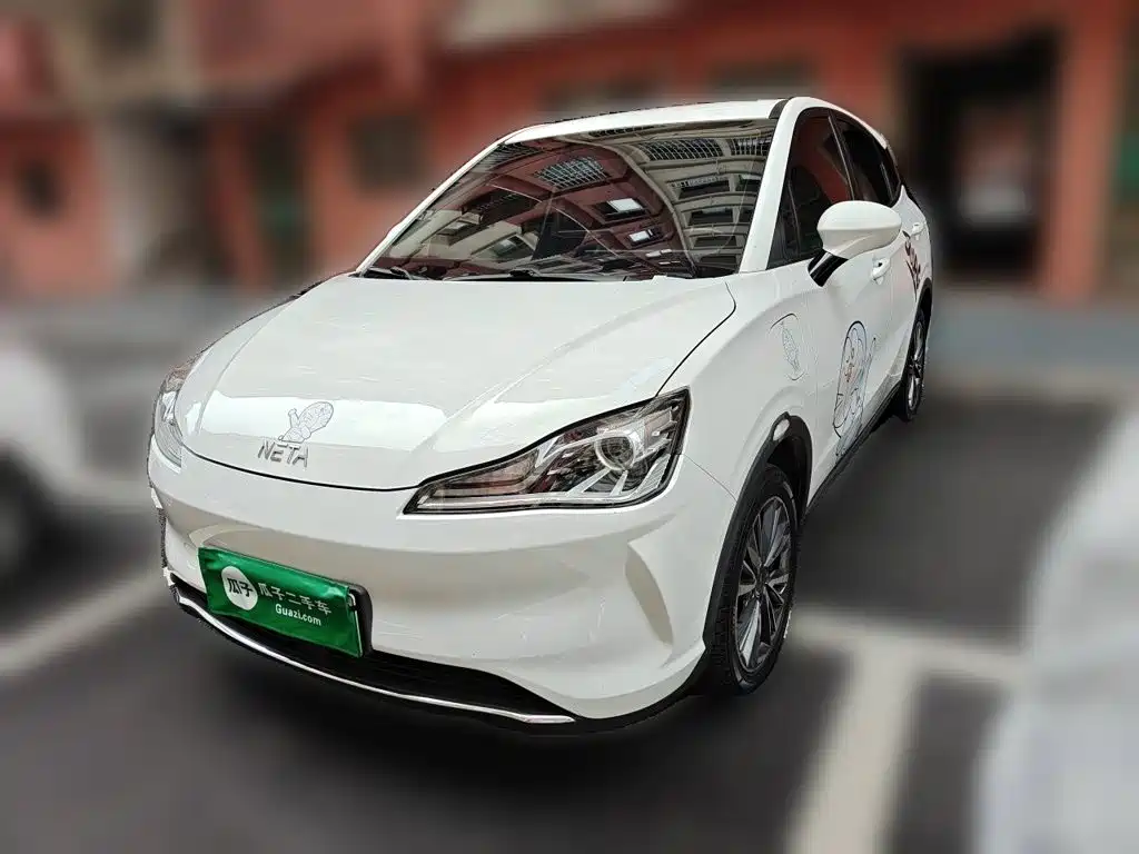 Neta V 2022