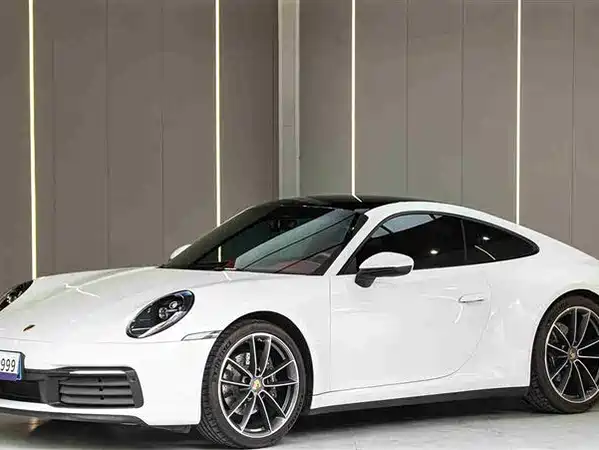 Porsche 911 2023