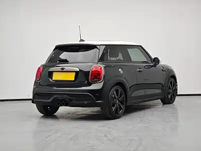 MINI MINI 2022