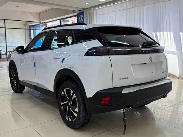Peugeot 2008 2022