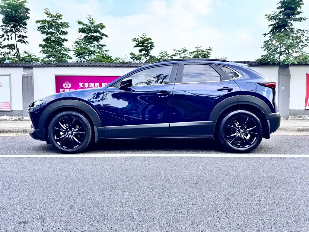Mazda CX-30 2022 — фото 8