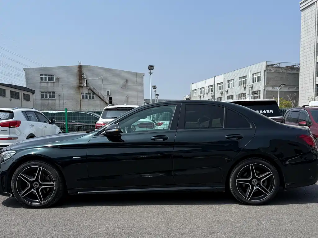 Mercedes-Benz C-Class 2021 — фото 16