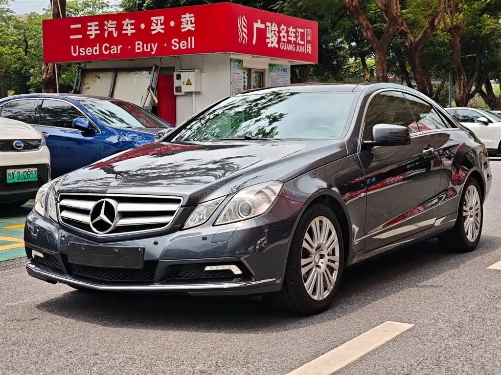 Mercedes-Benz E-Class 2010