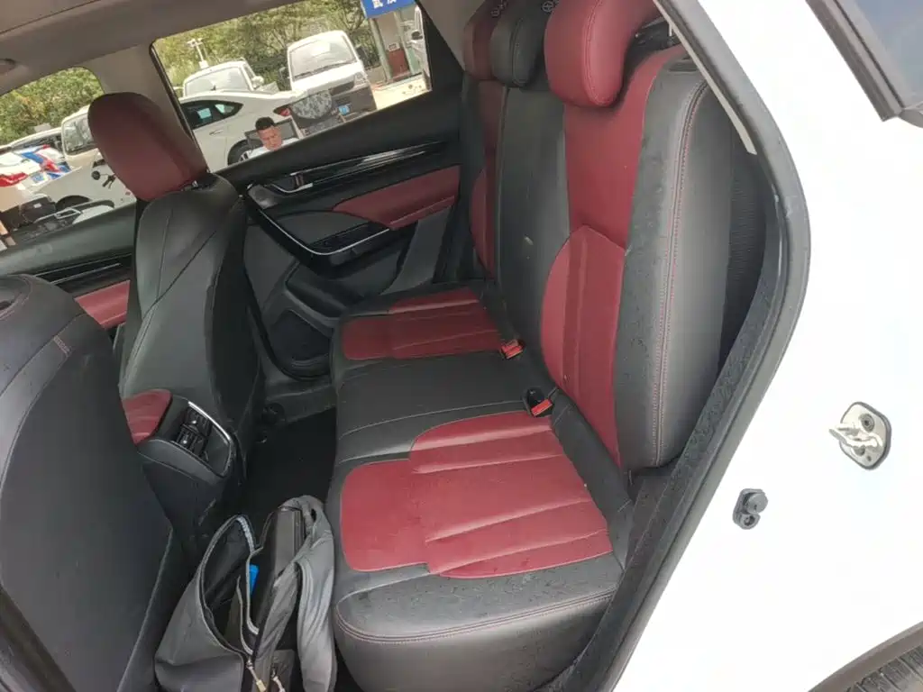 Dongfeng Fengshen AX7 2023 — фото 17