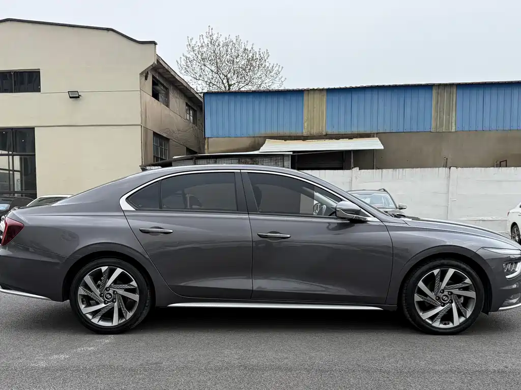 Hyundai Mistra 2022 — фото 13