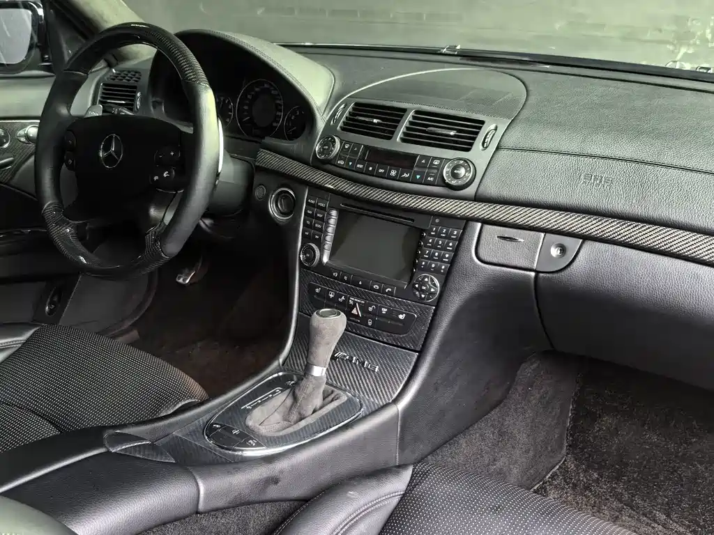 Mercedes-Benz E-Class AMG 2008 — фото 16