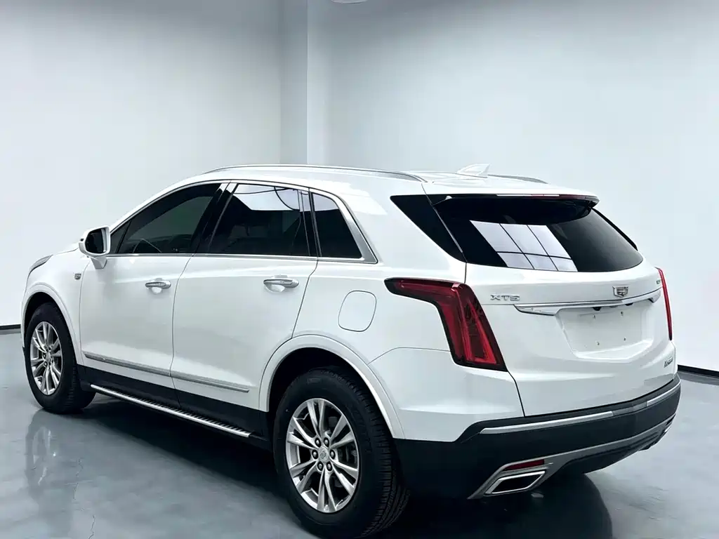 Cadillac XT5 2019 — фото 8