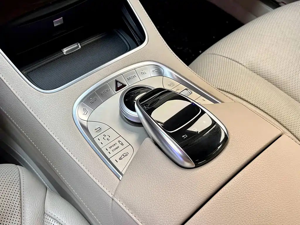 Mercedes-Benz Maybach S-Class 2015 — фото 19