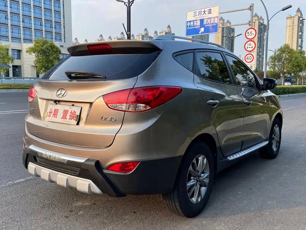 Hyundai ix35 2014 — фото 12