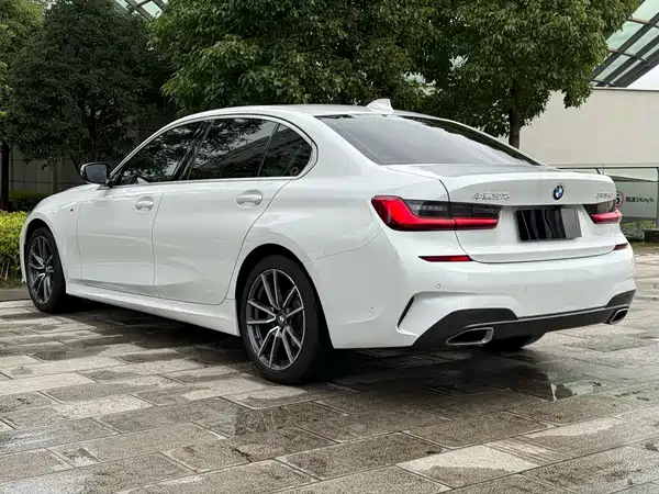 BMW 3 Series 2021