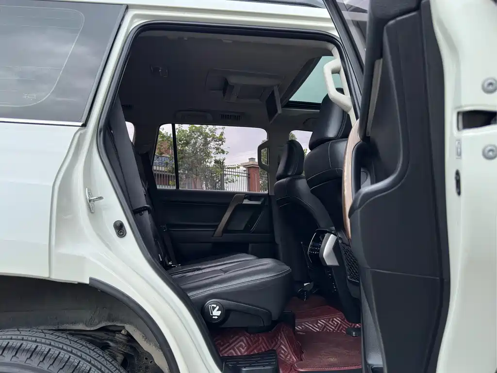 Toyota Prado 2018 — фото 14