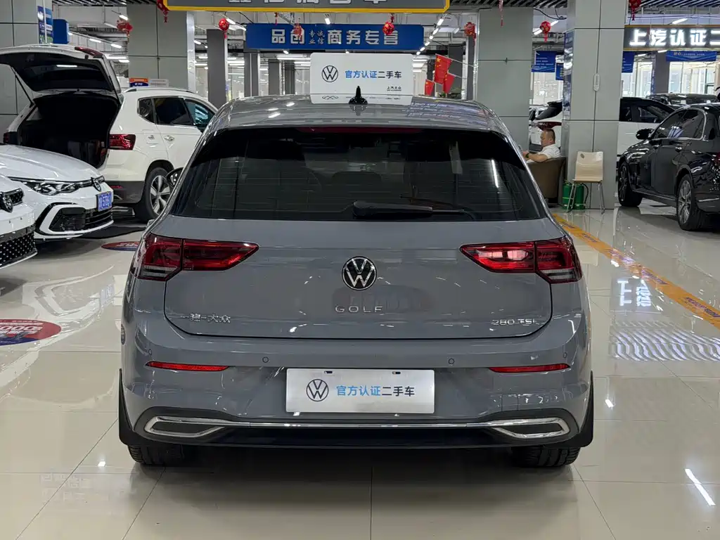 Volkswagen Golf 2023