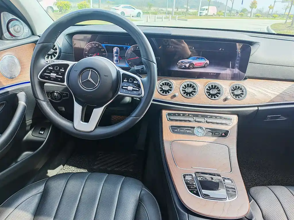 Mercedes-Benz E-Class 2020 — фото 9
