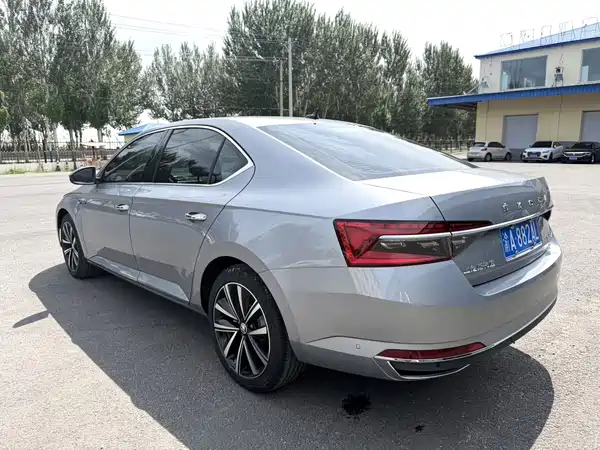 Skoda Superb 2024