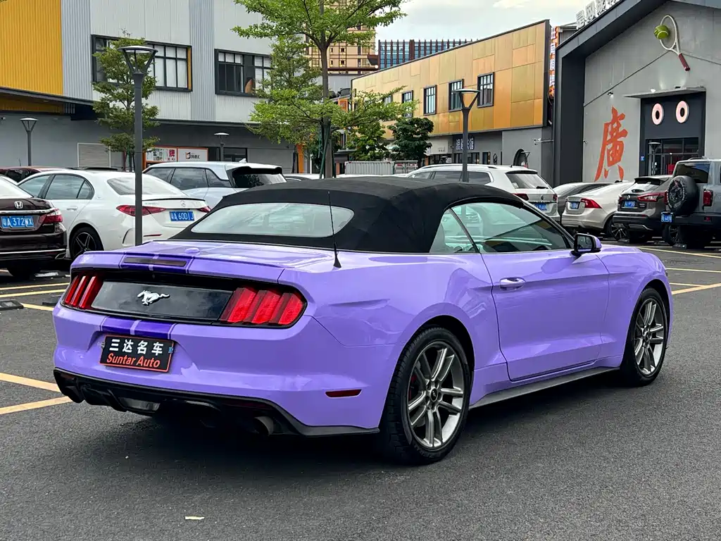 Ford Mustang 2017 — фото 14