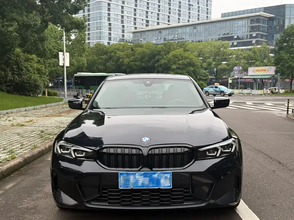 BMW 3 Series 2022