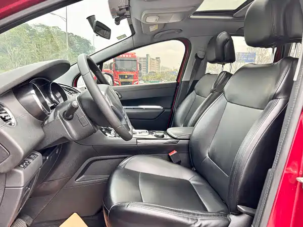 Peugeot 3008 2016