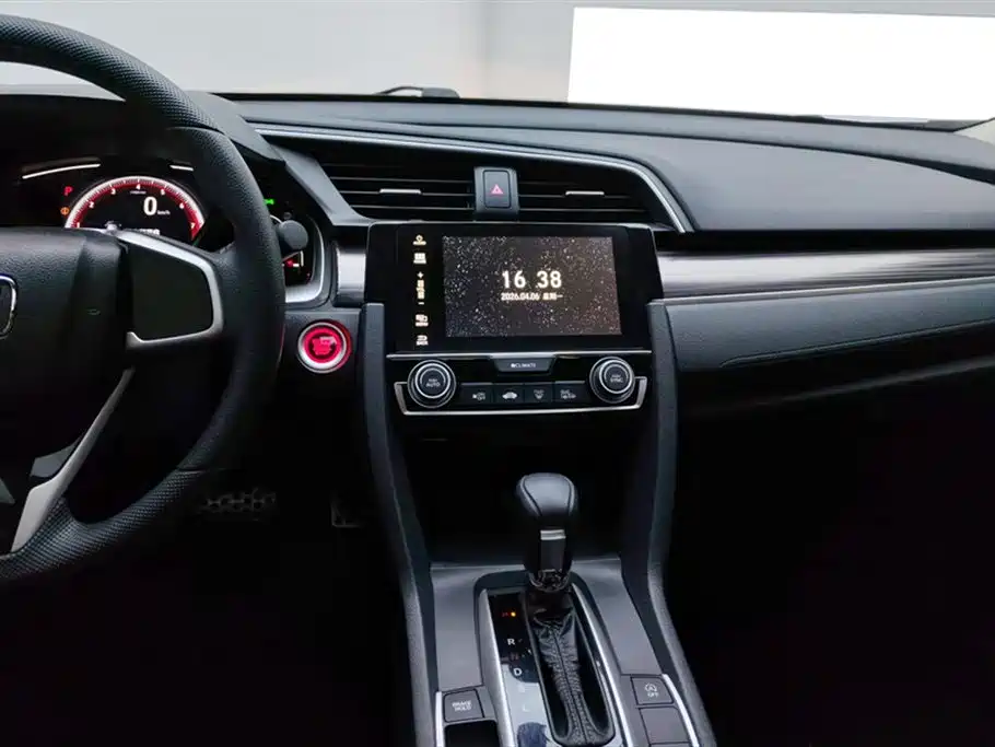 Honda Civic 2020 — фото 13