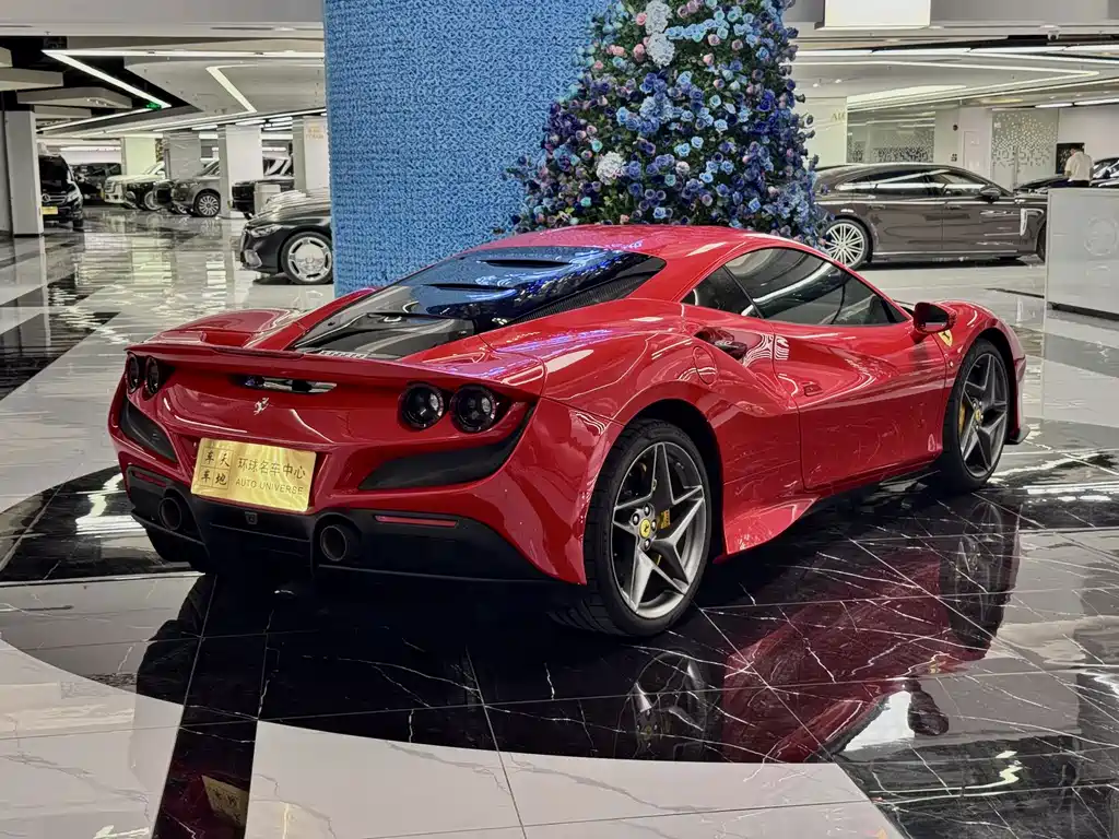 Ferrari F8 2022 — фото 23