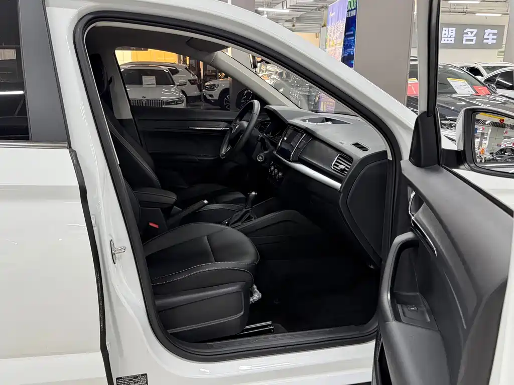 Skoda Kamiq 2023 — фото 13