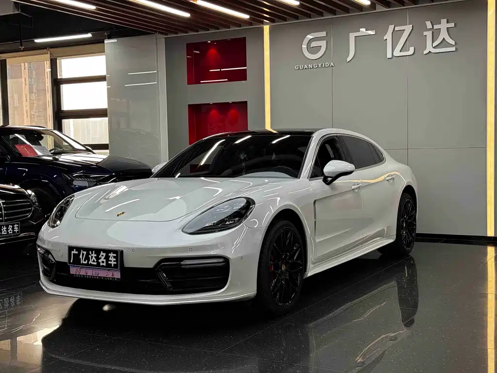 Porsche Panamera 2018