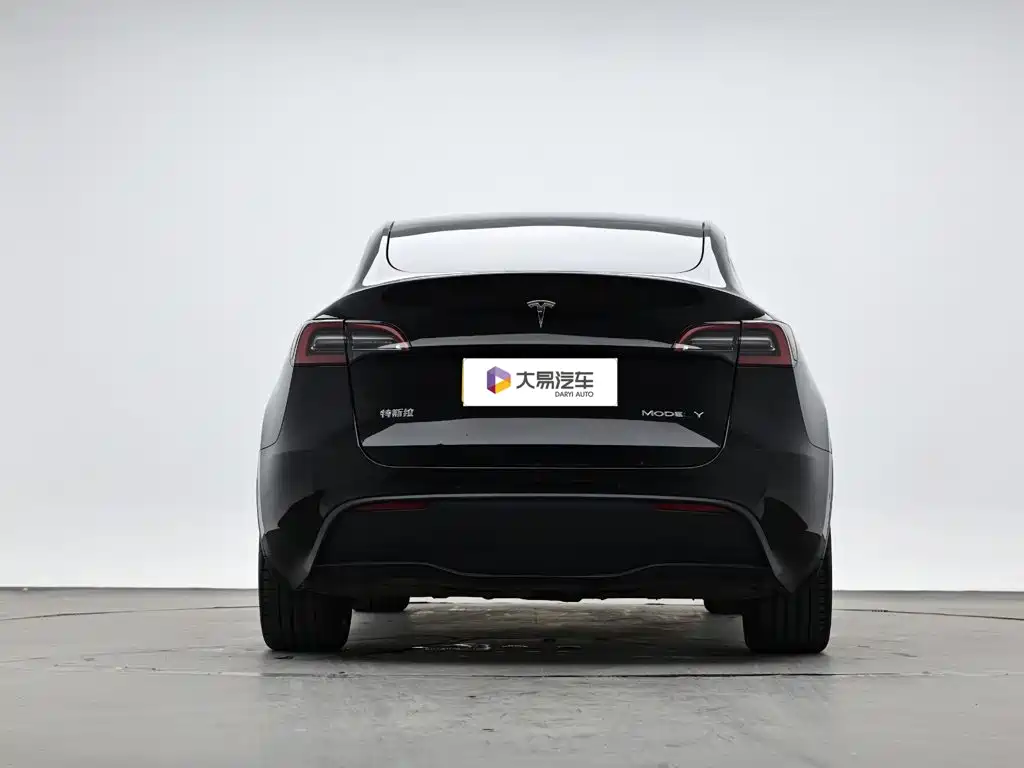Tesla Model Y 2022 — фото 4