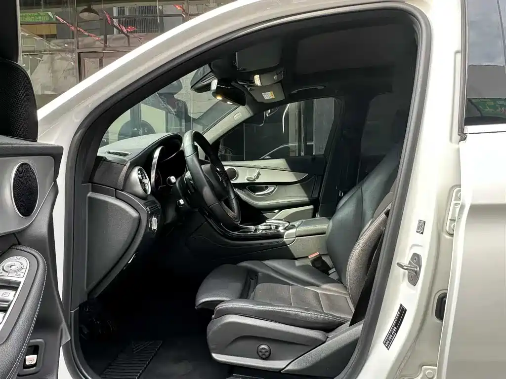 Mercedes-Benz GLC 2019