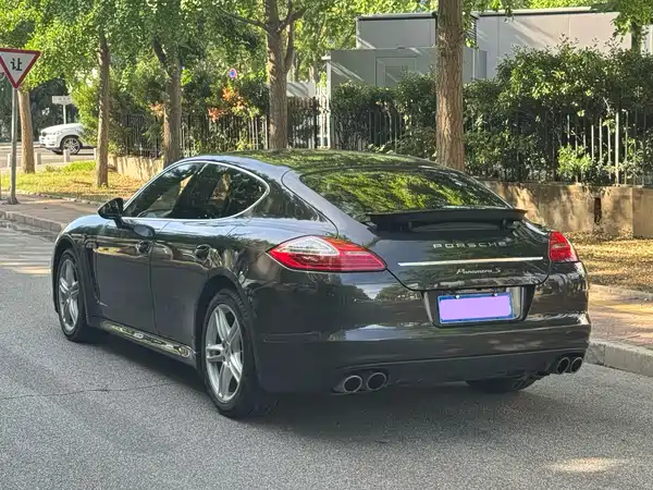 Porsche Panamera 2010