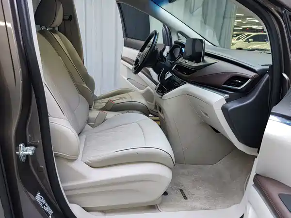 Buick GL8 2022
