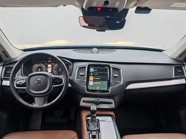 Volvo XC90 2019