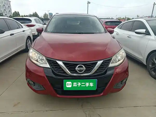 Nissan Tiida 2016