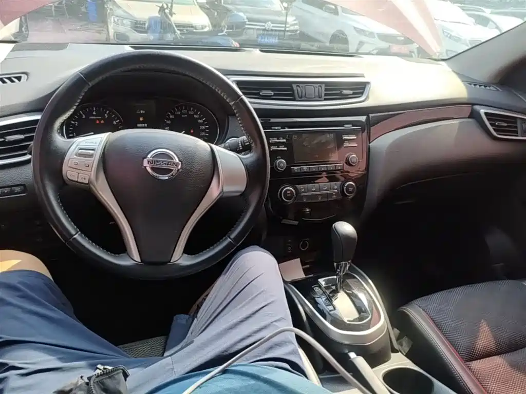 Nissan Qashqai 2016 — фото 10
