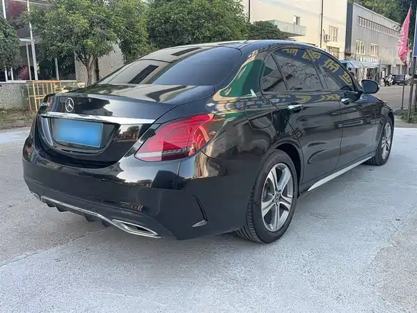 Mercedes-Benz C-Class 2020