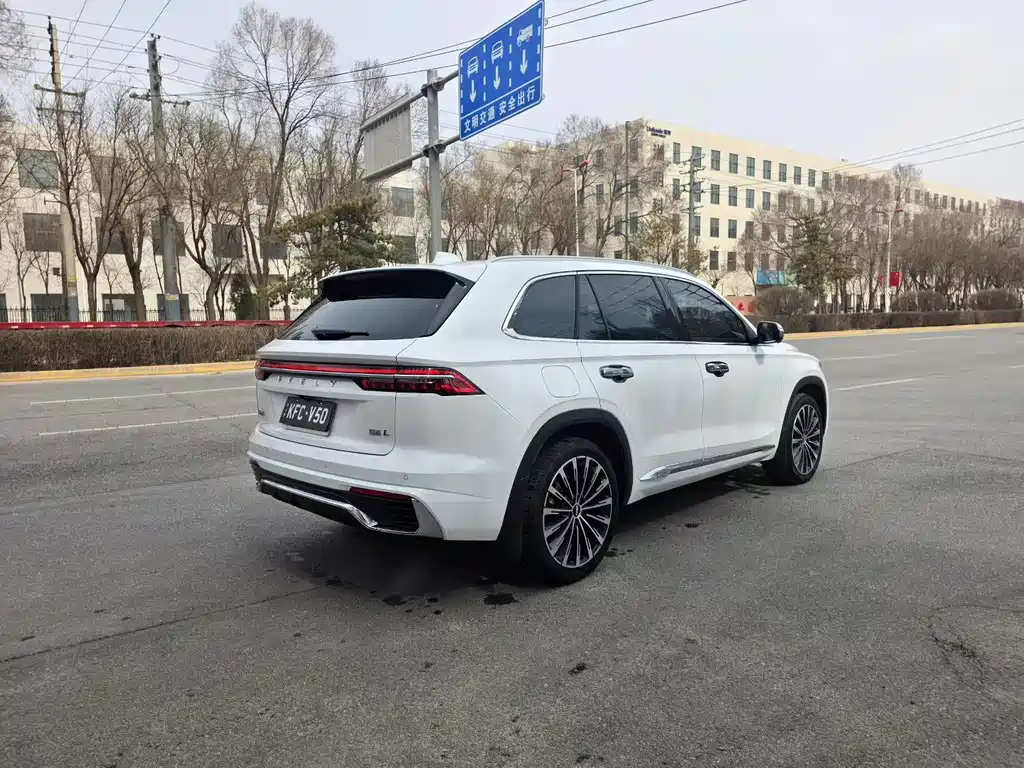 Geely Xingyue L 2024 — фото 4