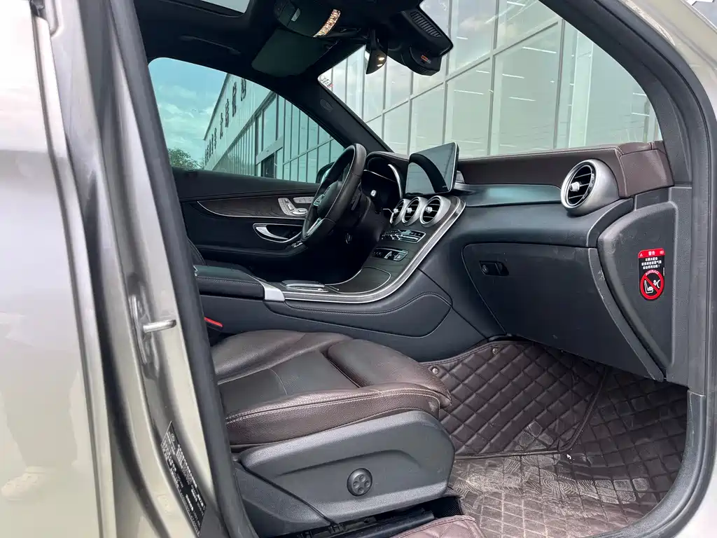 Mercedes-Benz GLC 2020 — фото 13