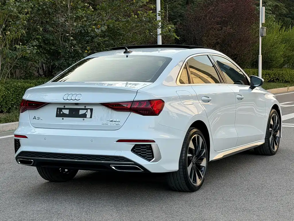 Audi A3 2022 — фото 14