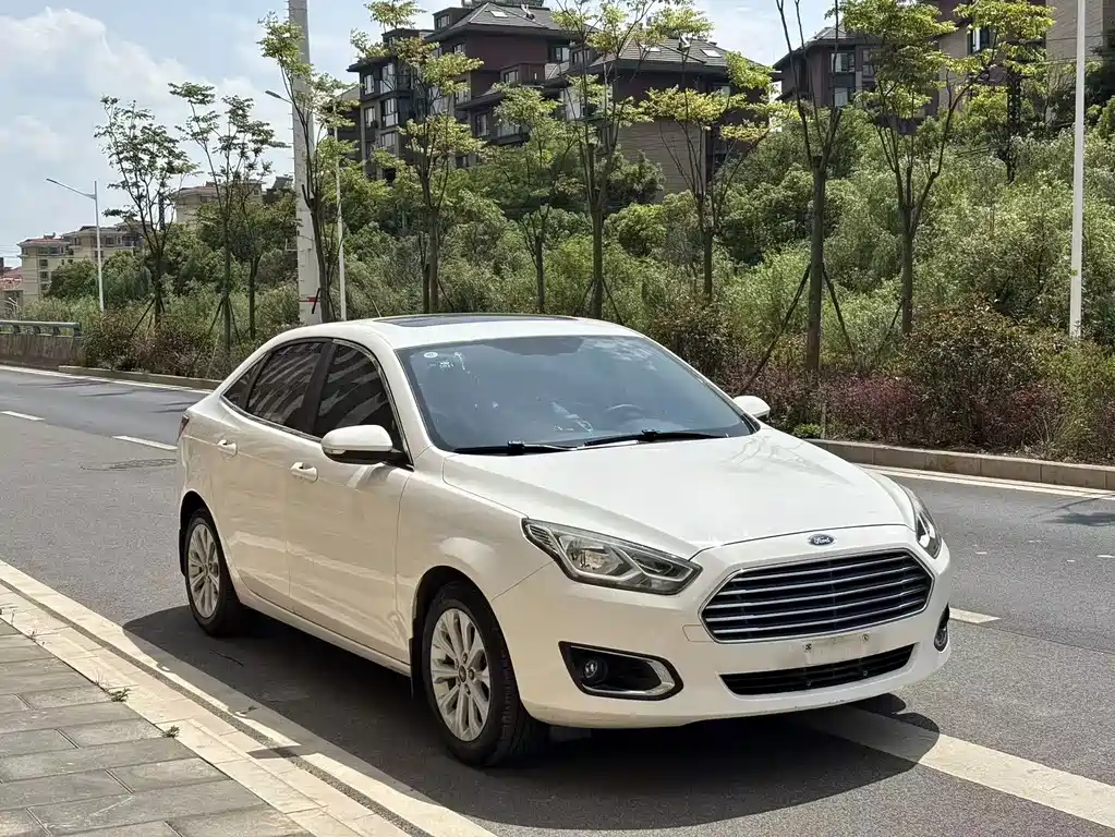 Ford Escort 2017