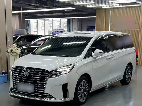 Buick GL8 2023