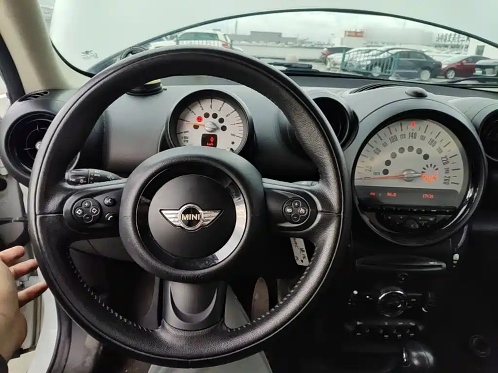 MINI Countryman 2014 — фото 10