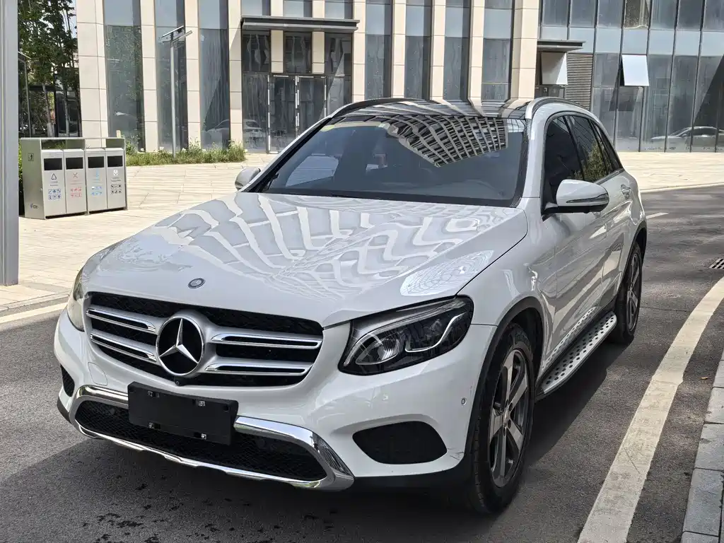 Mercedes-Benz GLC 2016 — фото 1