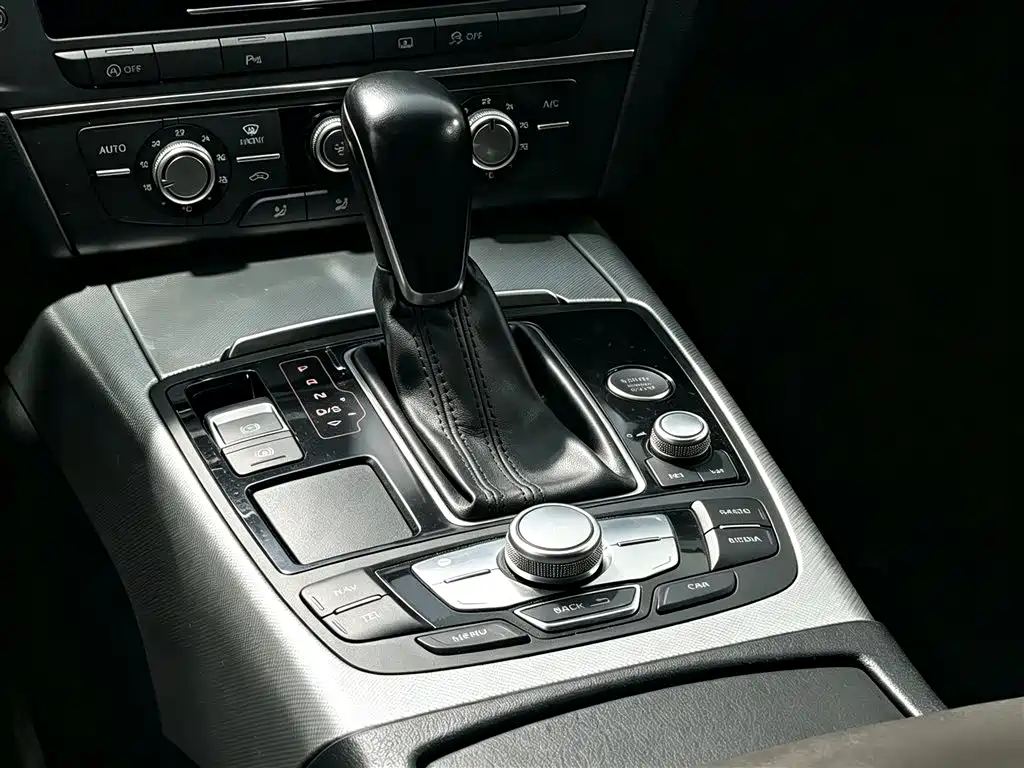 Audi A6L 2018 — фото 12