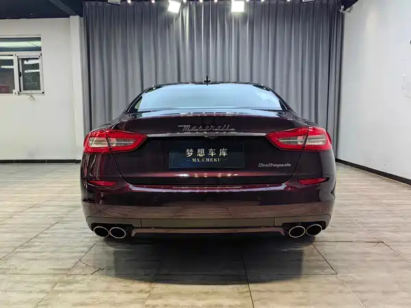 Maserati Quattroporte 2015