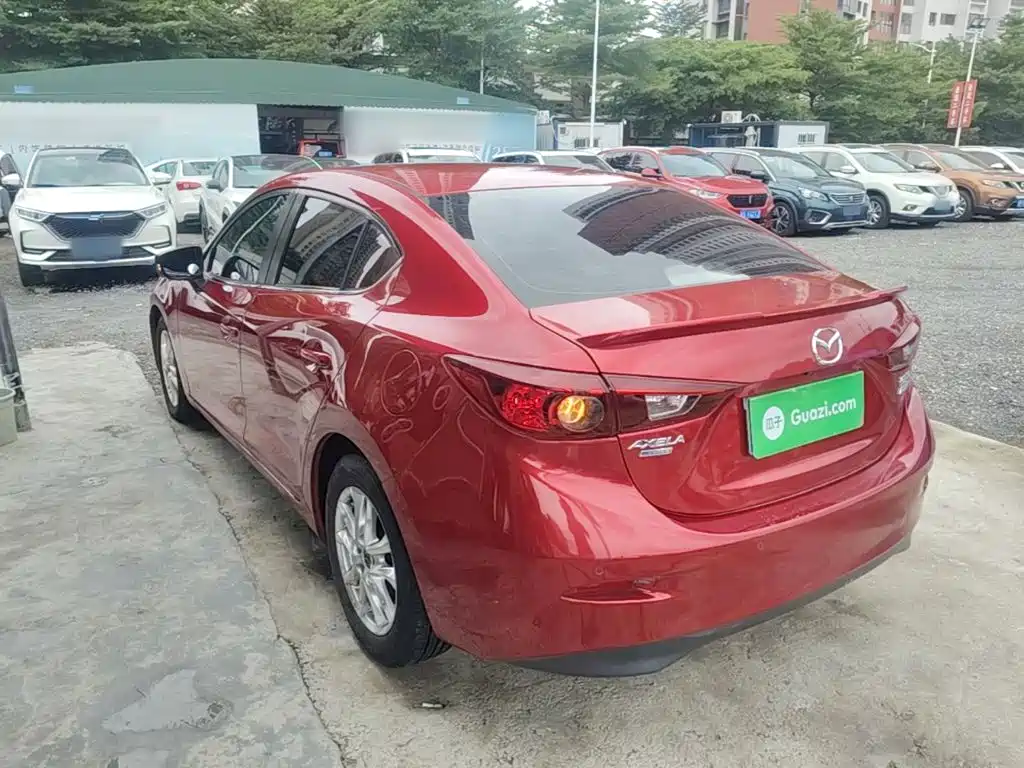 Mazda 3 Axela 2016