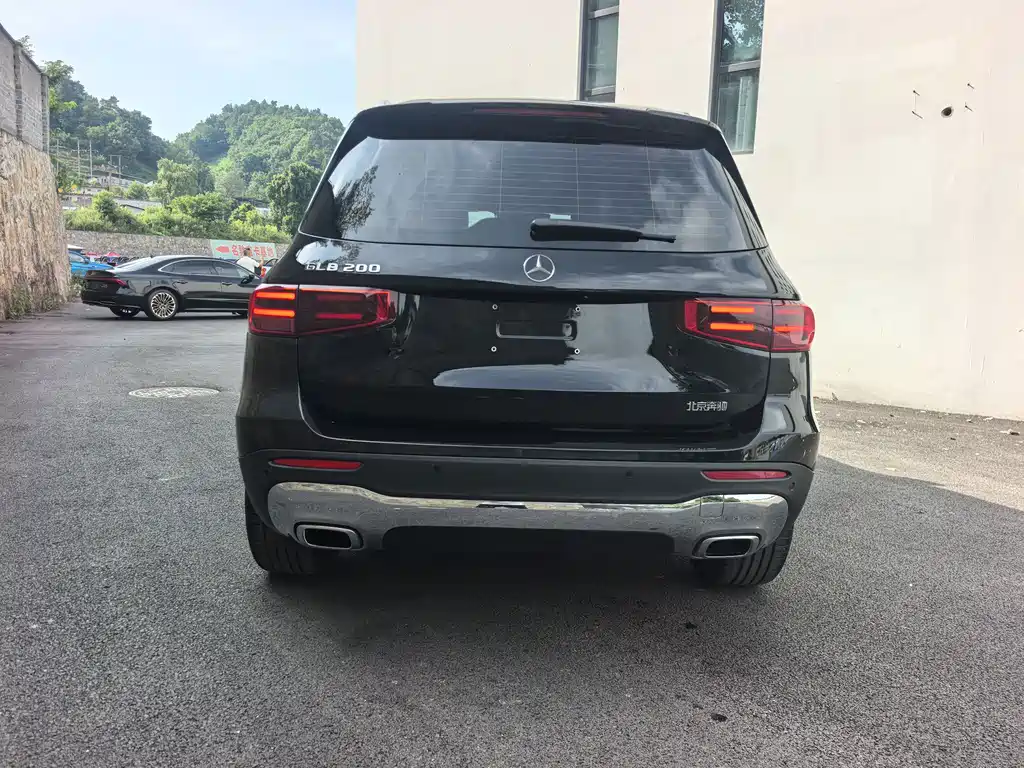 Mercedes-Benz GLB 2024 — фото 13