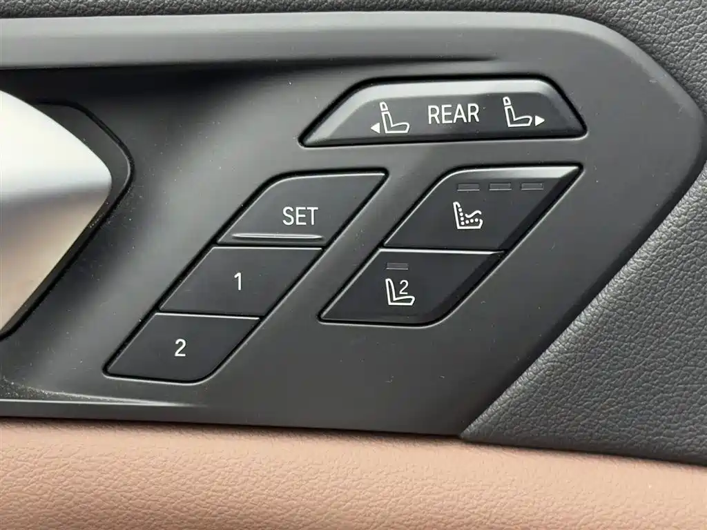 BMW X7 2022 — фото 17