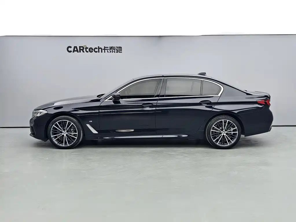 BMW 5 Series 2022