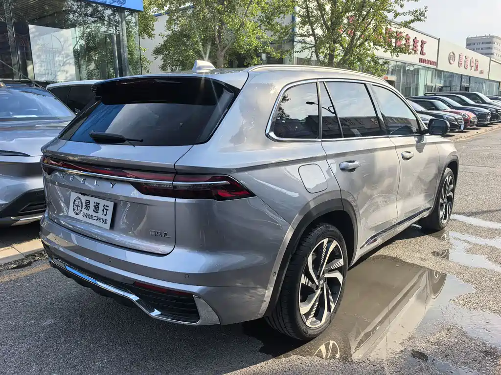 Geely Xingyue L 2023 — фото 17